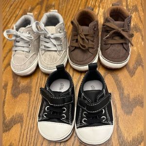 Lot of 3: Size 1 infant soft sole shoes; Brands-Little Me and PatPat